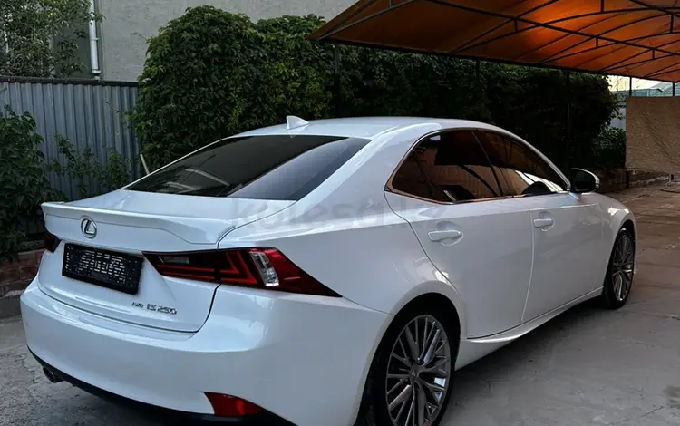 Lexus IS 250 2015 годаүшін9 500 000 тг. в Атырау