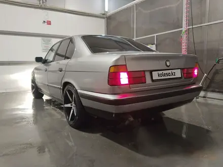 BMW 520 1989 года за 2 500 000 тг. в Астана – фото 4