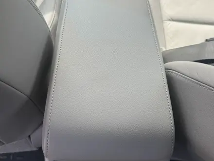 Toyota Camry 2013 года за 9 100 000 тг. в Усть-Каменогорск – фото 16