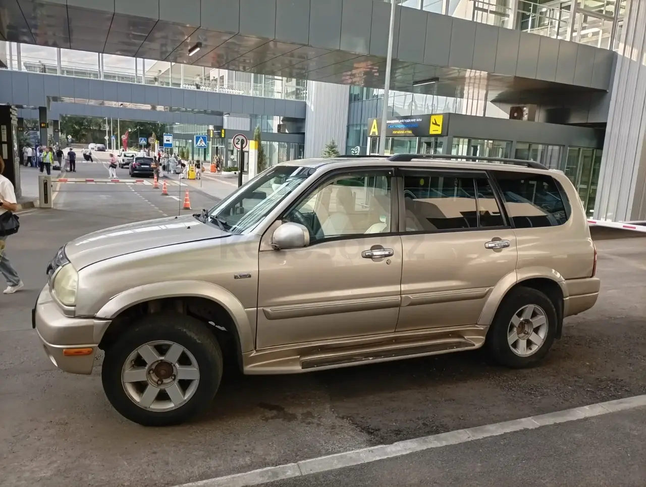 Suzuki XL7, 2003