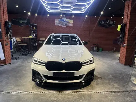 BMW 530 2022 года за 24 000 000 тг. в Алматы – фото 3