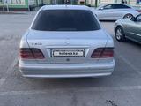 Mercedes-Benz E 430 1998 года за 3 800 000 тг. в Алматы – фото 2