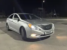 Hyundai Sonata, 2010