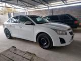 Chevrolet Cruze 2014 годаүшін3 900 000 тг. в Шымкент – фото 2