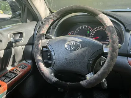 Toyota Camry 2004 года за 5 800 000 тг. в Семей – фото 13