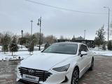 Hyundai Sonata 2022 года за 16 000 000 тг. в Туркестан – фото 2