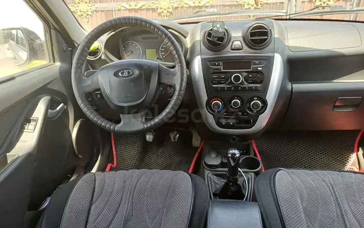 ВАЗ (Lada) Granta 2190 2014 года за 2 000 000 тг. в Атырау