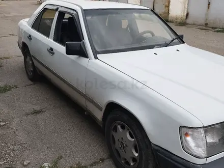 Mercedes-Benz E 230 1987 года за 1 100 000 тг. в Тараз – фото 3