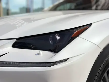 Lexus NX 200 2018 года за 15 200 000 тг. в Астана – фото 2