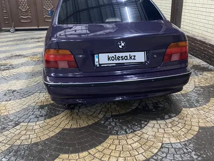 BMW 528 1996 года за 3 800 000 тг. в Шымкент