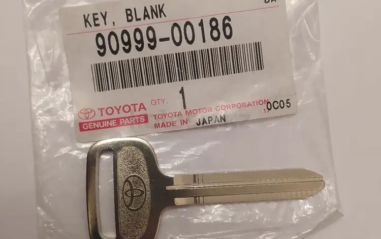 Ключ Тойота Toyota за 3 500 тг. в Алматы