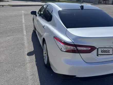 Toyota Camry 2020 года за 18 000 000 тг. в Шымкент – фото 5