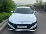 Hyundai Elantra 2023 года за 14 200 000 тг. в Алматы – фото 2