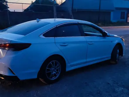 Hyundai Sonata 2018 года за 7 700 000 тг. в Алматы – фото 17