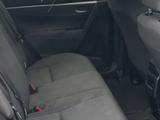 Toyota Corolla 2017 года за 8 500 000 тг. в Актобе – фото 4