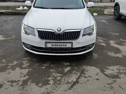 Skoda Superb 2013 года за 5 500 000 тг. в Алматы – фото 9