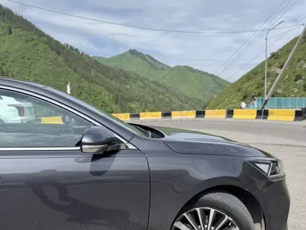 Kia K7 2018 года за 13 300 000 тг. в Алматы – фото 9