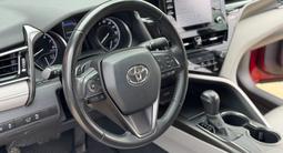 Toyota Camry 2021 года за 13 700 000 тг. в Алматы – фото 5