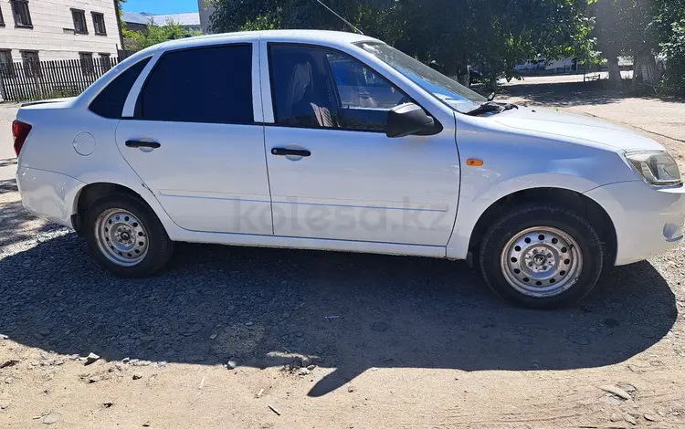 ВАЗ (Lada) Granta 2190 2013 года за 1 700 000 тг. в Семей