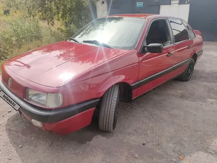 Volkswagen Passat 1991 года за 1 500 000 тг. в Караганда – фото 2