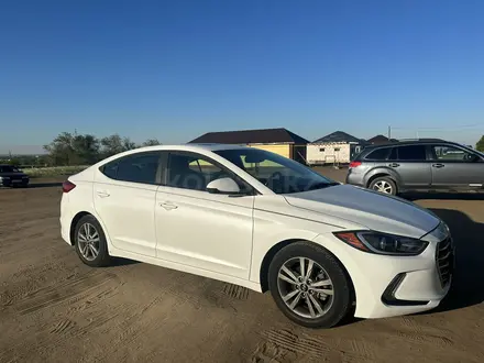 Hyundai Elantra 2017 года за 8 800 000 тг. в Актобе – фото 7