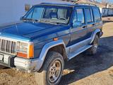 Jeep Cherokee 1991 годаүшін1 200 000 тг. в Жезказган