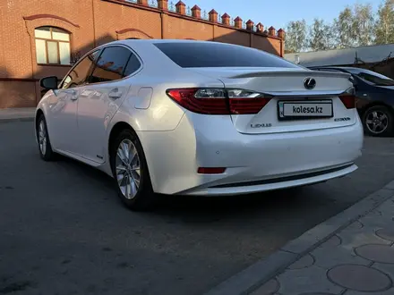 Lexus ES 300h 2013 года за 12 000 000 тг. в Павлодар – фото 3