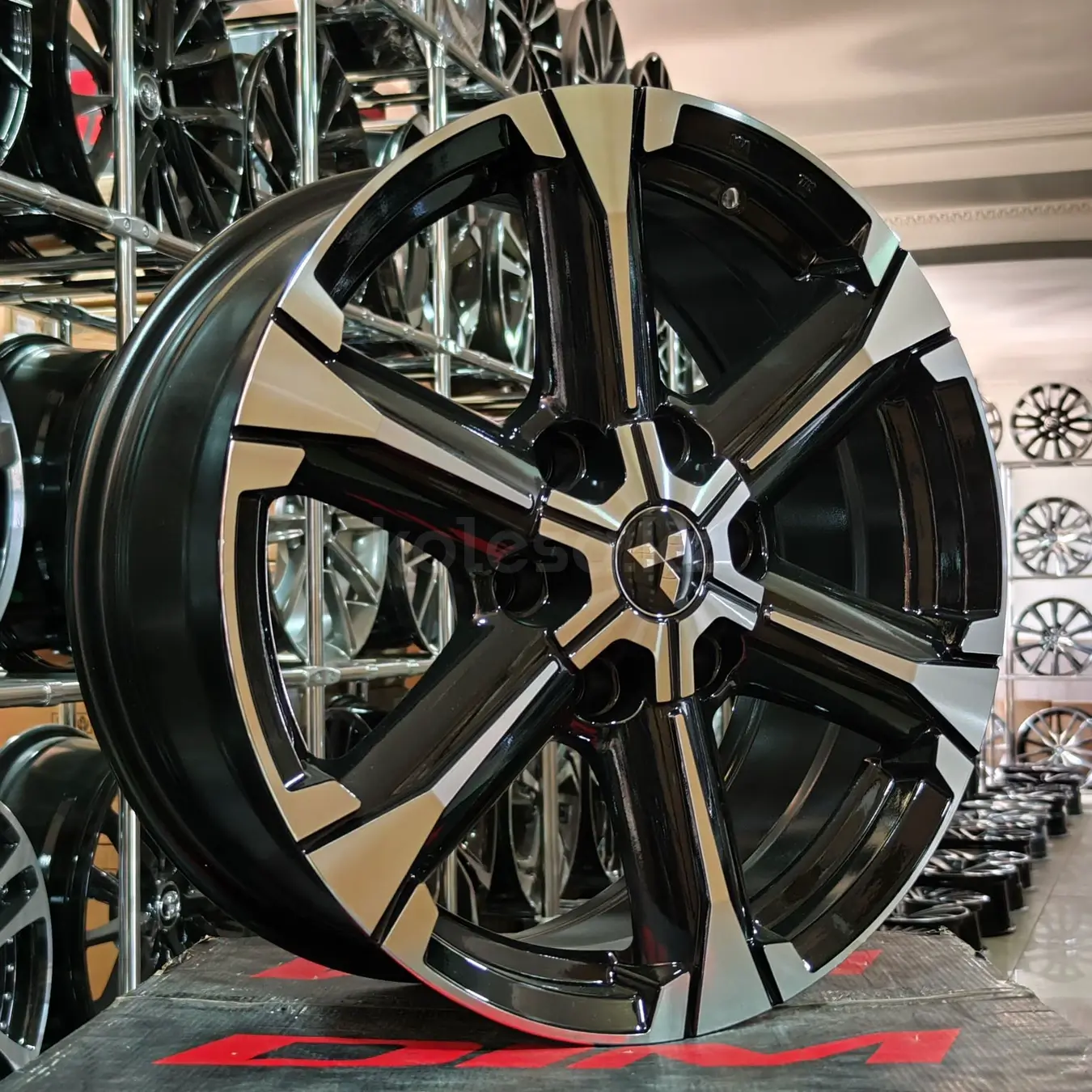 MITSUBISHI на 18 новые диски в Астане — объявление №153365396: диски на ...
