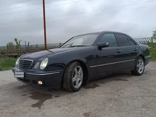 Mercedes-Benz E-Class, 2000