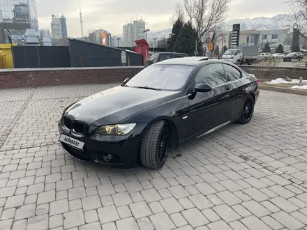 BMW 330 2007 года за 8 500 000 тг. в Алматы – фото 2