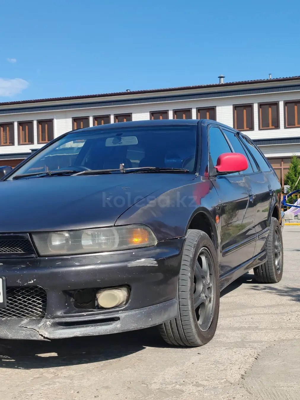Mitsubishi Legnum, 1996