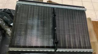 Радиатор печки BMW E34 за 15 000 тг. в Актобе