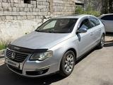 Volkswagen Passat 2008 года за 2 700 000 тг. в Тараз – фото 3