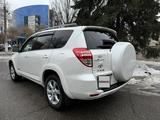 Toyota RAV4 2012 годаүшін10 350 000 тг. в Алматы – фото 3