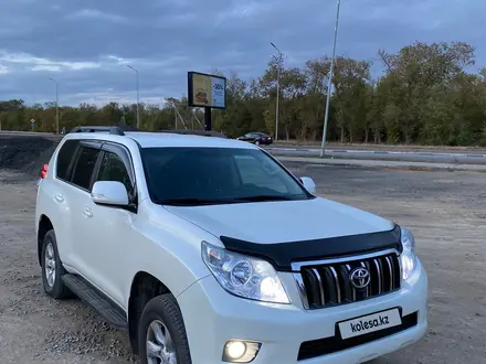 Toyota Land Cruiser Prado 2013 года за 15 500 050 тг. в Актобе – фото 9