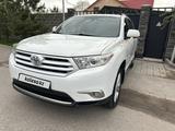 Toyota Highlander 2013 года за 12 800 000 тг. в Алматы – фото 2