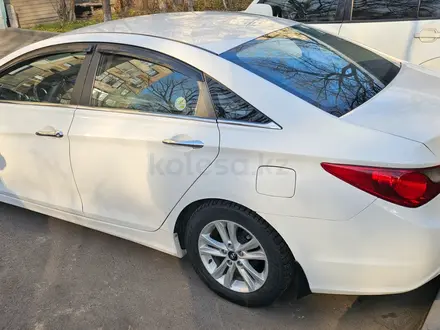 Hyundai Sonata 2010 года за 4 700 000 тг. в Алматы – фото 3