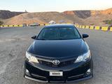 Toyota Camry 2014 годаfor8 300 000 тг. в Алматы – фото 2