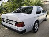 Mercedes-Benz E 230 1986 годаүшін650 000 тг. в Туркестан – фото 2