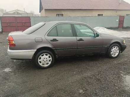 Mercedes-Benz C 180 1993 года за 1 000 000 тг. в Караганда – фото 6