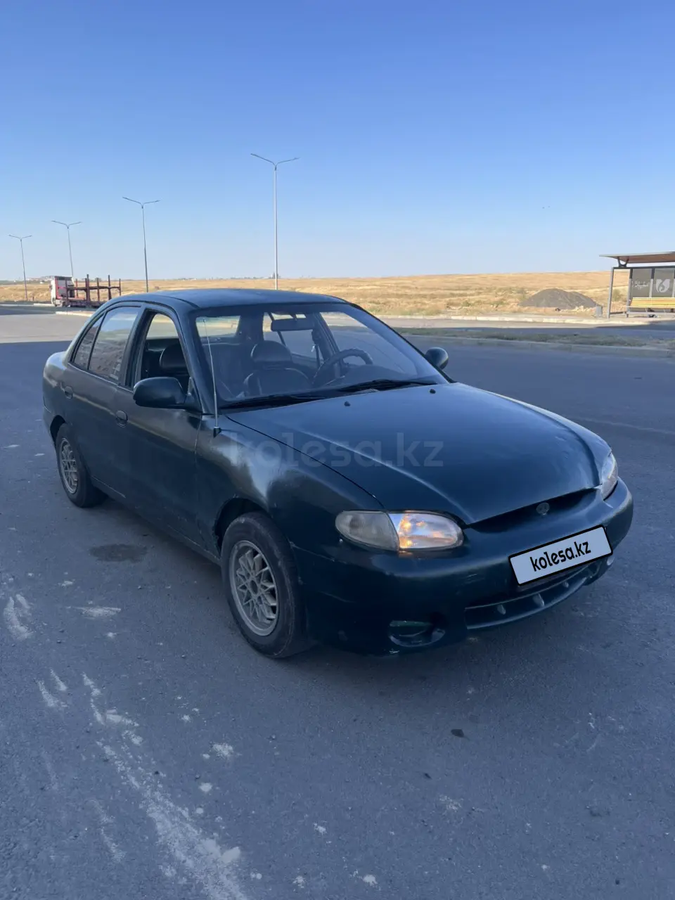 Hyundai Accent, 1998