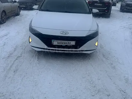 Hyundai Elantra 2022 года за 8 700 000 тг. в Астана