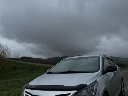 Hyundai Accent 2016 года за 5 100 000 тг. в Усть-Каменогорск – фото 2