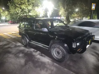 Nissan Pathfinder, 1995