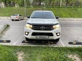 Toyota Hilux 2017 года за 15 555 555 тг. в Алматы – фото 3