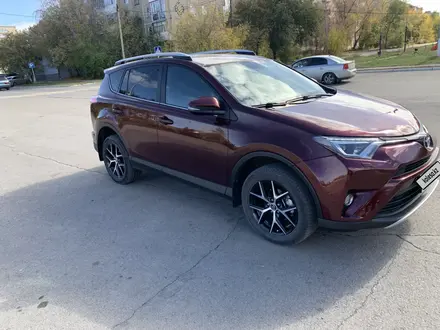 Toyota RAV4 2018 года за 12 700 000 тг. в Караганда – фото 2
