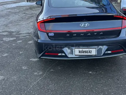 Hyundai Sonata 2021 года за 8 000 000 тг. в Актобе – фото 3