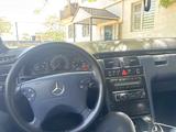 Mercedes-Benz E 320 1999 года за 3 100 000 тг. в Актау