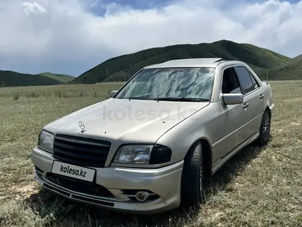 Mercedes-Benz C 280 1995 года за 1 750 000 тг. в Алматы – фото 2