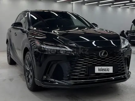 Lexus RX 350 2023 года за 39 900 000 тг. в Астана